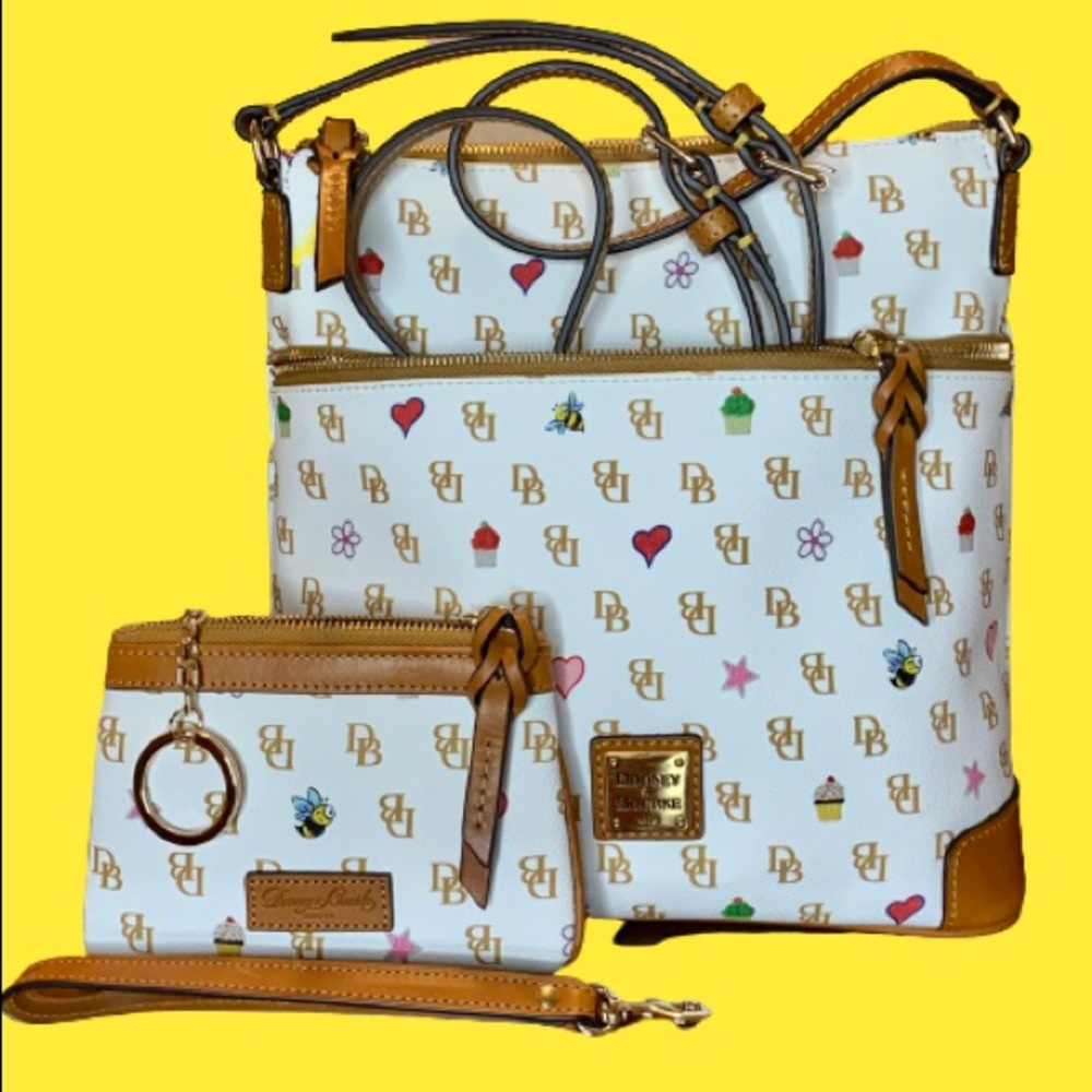Women’s crossbody Dooney & Bourke